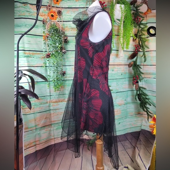 MARIE CLAIRE Gothic Look Gauze Layered Dress - Picture 5 of 9